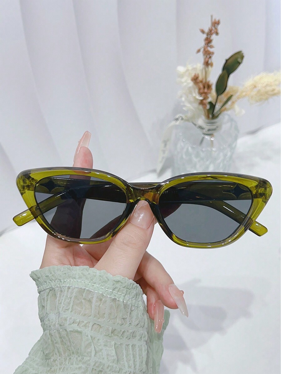 Travel Accessories To Gift - 1pc Women's High-End Cat Eye Small