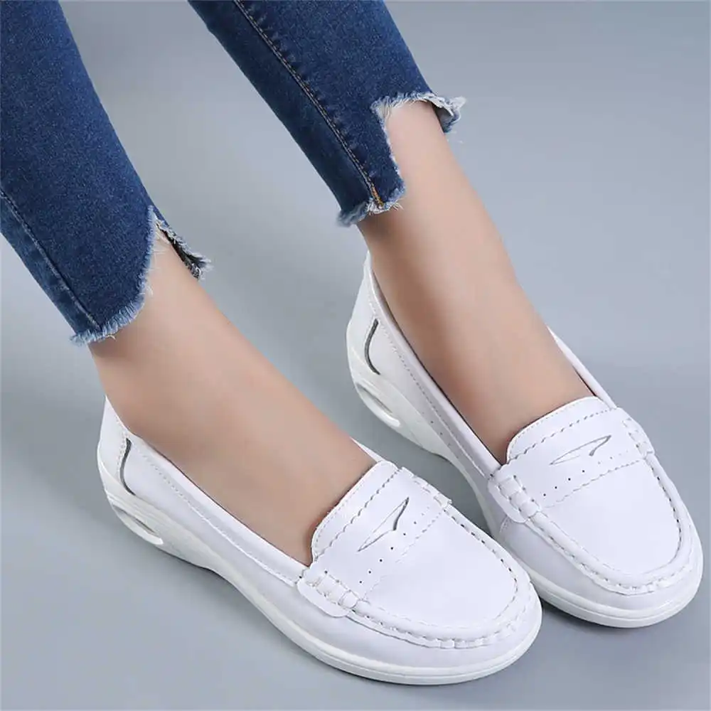 Thick Sole Slipon White Traine - Travel Accessories On Sale reseña y precio
